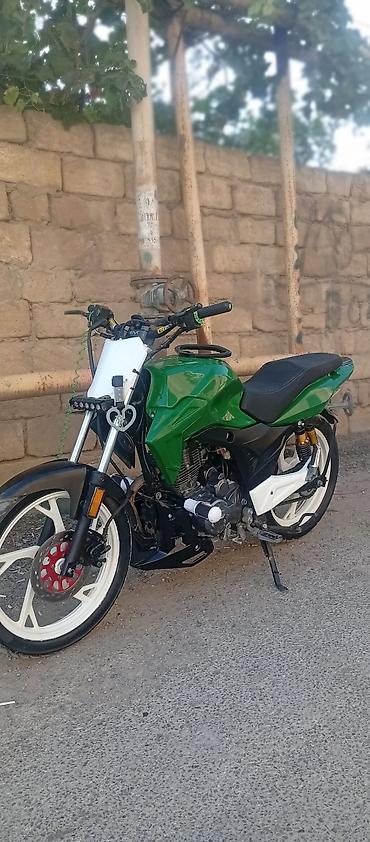 cobalt bar: Modifikasiya olunmuş şəhər/naked tərzli motosiklet Xüsusiyyətlər: - — 5
