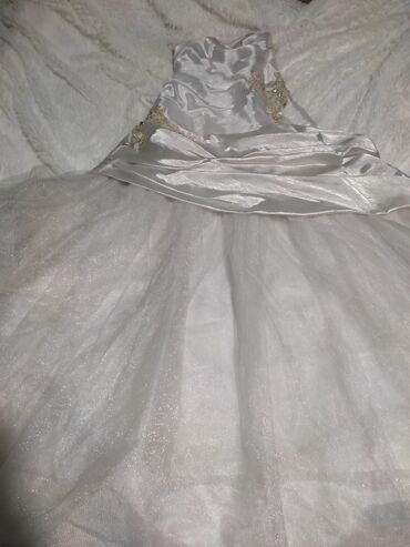 вечернее платье 48 размера: Вечернее платье, Длинная модель, Без рукавов