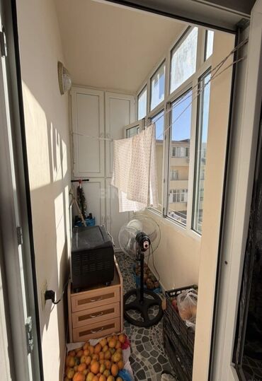 Balkonlar: 56 kv 2 otaq Əşyalı satılır kupca var 6/5i -da lalafo.az — 2 Balkonlar: 56 kv 2 otaq Əşyalı satılır kupca var 6/5i — 2