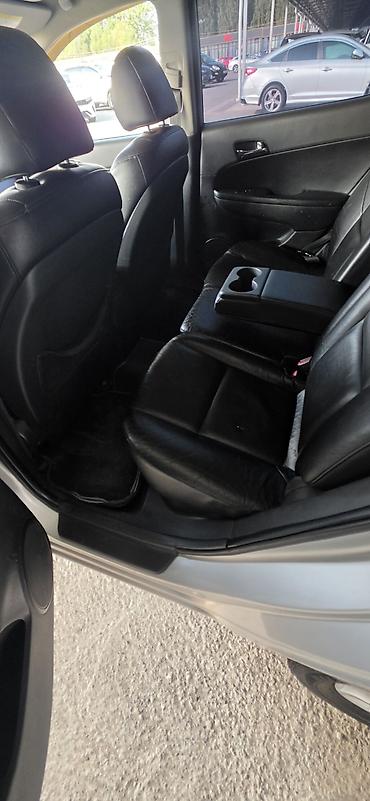 Унаа сатуу: Hyundai i30: 2009 г., 1.6 л, Автомат, Бензин, Хетчбек — 9