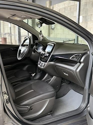 spark 2021: Chevrolet Spark: 2019 г., 1 л, Автомат, Бензин, Хэтчбэк — 9