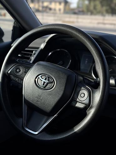 машина м5: Toyota Camry: 2019 г., 2.5 л, Автомат, Бензин, Седан — 7