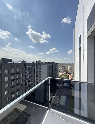 жильё: 3 комнаты, 100 м², Советская/Скрябина 16 этаж, Дизайнерский ремонт — 8