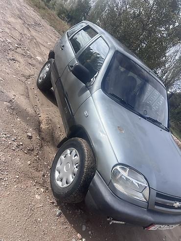 lada продажа: Chevrolet Niva: 2005 г., Механика, Бензин, Внедорожник — 2
