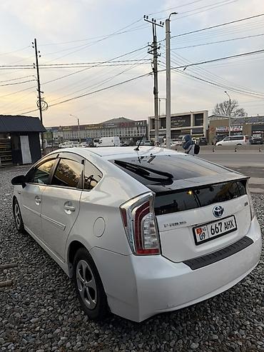 Toyota: Toyota Prius: 2012 г., 1.8 л, Вариатор, Гибрид, Хэтчбэк — 5