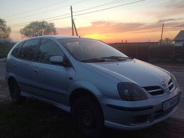 тико маш: Nissan Almera Tino: 2002 г., 1.8 л, Механика, Бензин, Хетчбек