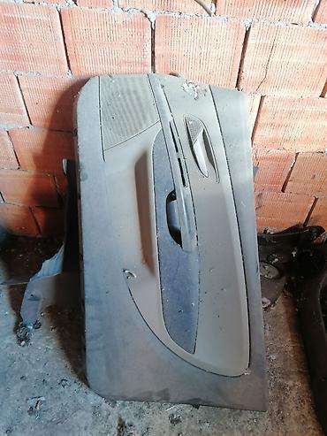 car sails: Tapacir vrata – Fiat Grande Punto Opis: - Originalni unutrašnji — 1
