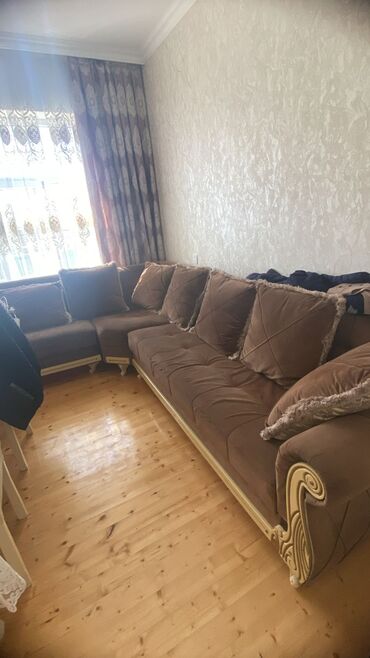 Divanlar: Künc divan, İşlənmiş, Çatdırılma yoxdur