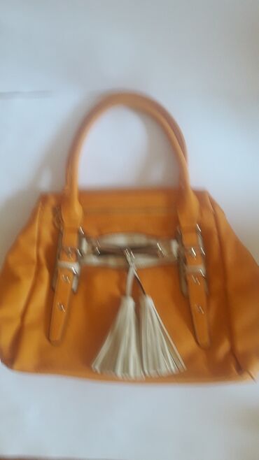 zenska kozna torba trendy: Torba, nova, sa puno pregrada, kamel boje, ima dtri odvojene pregrade