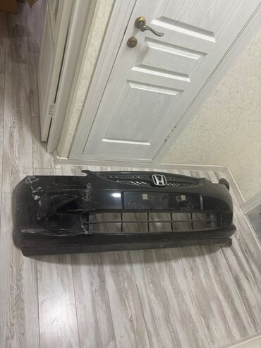 запчасти на фит бампер: Бампер Алдыңкы Honda, Колдонулган, Оригинал
