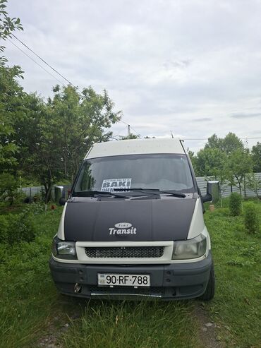 Aksesuarlar və tüninq: Masin ideal veziyyetdedir. Ilk sahibiyem Yer sayi 16+1 senetdede qeyd