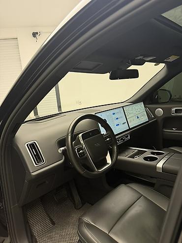 hongqi ehs9: Lixiang L9: 2025 г., 1.5 л, Автомат, Гибрид, Кроссовер — 3