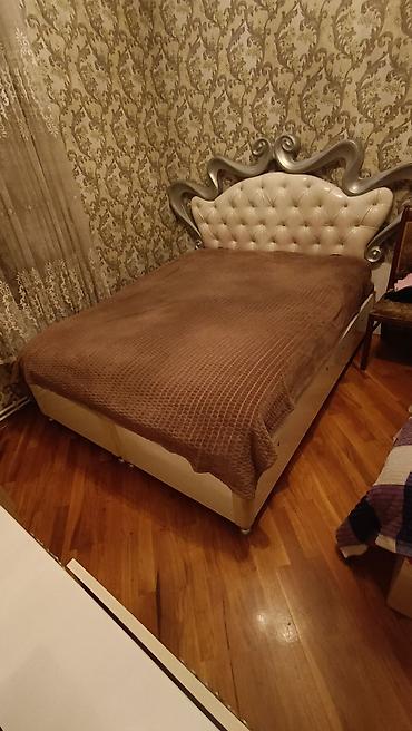 Yataq otağı dəsti Weltev firmasi - Yataq: Yumşaq dəri başlıqla