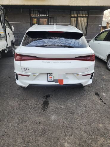 BYD: BYD E2: 2021 г., Автомат, Электромобиль, Хэтчбэк — 2