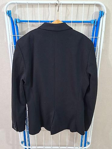 зеленый пиджак: Мужская куртка, S, Zara, Б/у, цвет - Черный, Самовывоз, Платная доставка — 2