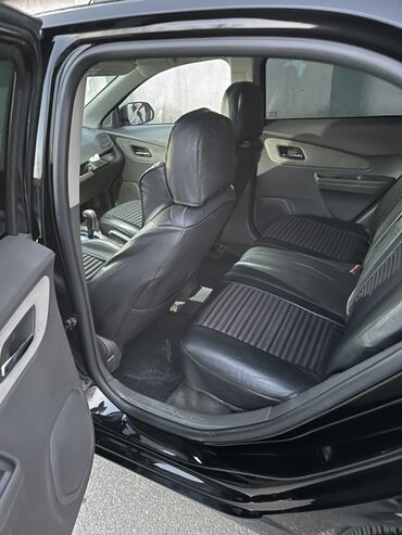 Chevrolet: Chevrolet Cobalt: 1.5 l | 2024 il 42600 km Sedan — 7