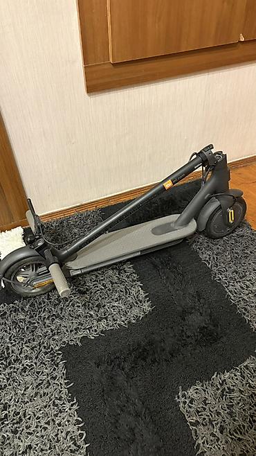 Электротранспорт: Xiaomi Mi Electric Scooter (qara rəng) Vəziyyəti əladır, 3 modu var — 8