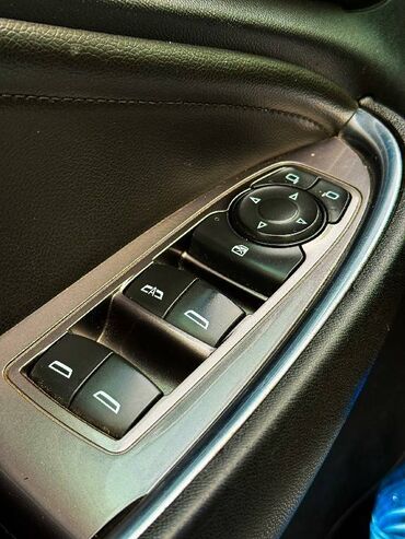 Chevrolet: Chevrolet Malibu: 1.5 l | 2017 il 143300 km Sedan — 24