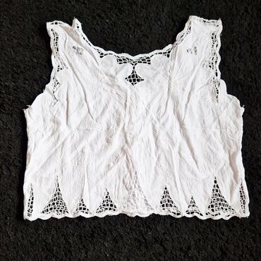 abercrombie and fitch majice: M (EU 38), L (EU 40), Single-colored, color - White