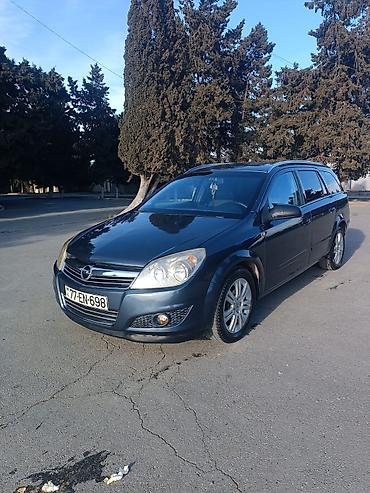 opel sukanı: Opel Astra: 1.3 l | 2007 il 367000 km Universal — 4