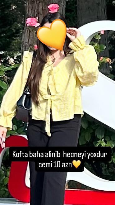 kofta qadin: Qadın koftası – sarı rəngdə, yüngül və nəfəsalan parça. - Model: uzun — 1