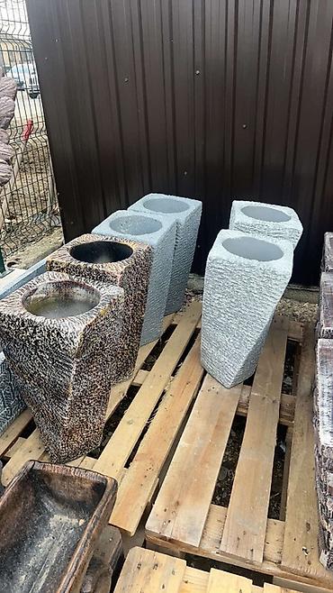sto: Dekorativne saksije/žardinjere od veštačkog kamena (betonski kompozit) — 1