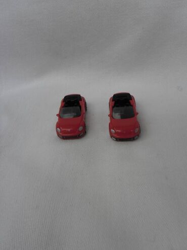 Figurice i makete: Kinder autić mini, ocuvan, cena za kom — 2