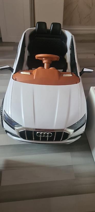 atv uşaq üçün: Uşaq üçün elektrikli minik avtomobili – Audi dizaynlı - Korpusu: ağ — 1