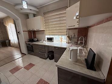 Долгосрочная аренда домов: 250 м², 5 комнат — 25