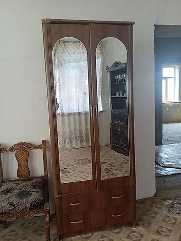 sifoner: İşlənmiş, 4 qapılı, Güzgülü, Sarı, Taxta, Açılan, Düz dolab — 1