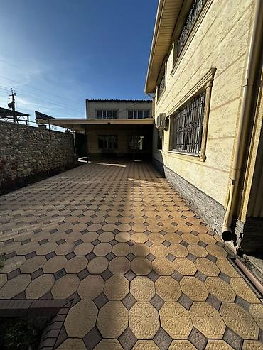 Продажа домов: Дом, 150 м², 5 комнат — 1