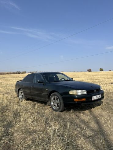аварийная тайота: Toyota Camry: 1993 г., 2.2 л, Автомат, Бензин, Седан