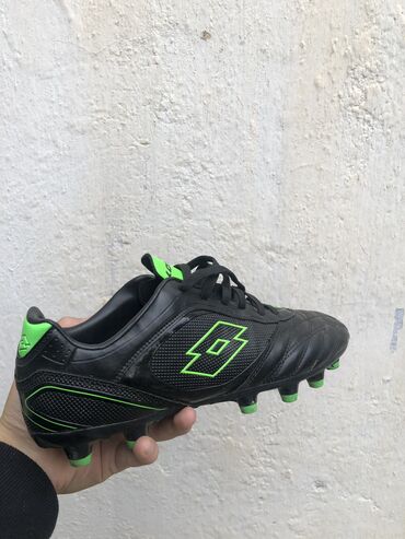 футбольный футболки: Футбольные бутсы Lotto Stadio 300 II SG Football Boots почти как новые