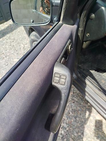 Volkswagen: Volkswagen Passat: 1994 г., 1.8 л, Механика, Бензин, Универсал — 6