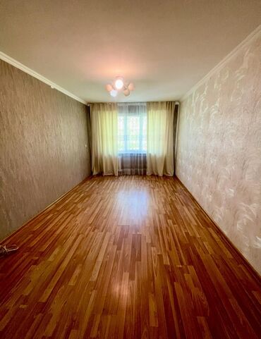 Медицинские центры: 2 комнаты, 43 м², 104 серия, 1 этаж, Косметический ремонт