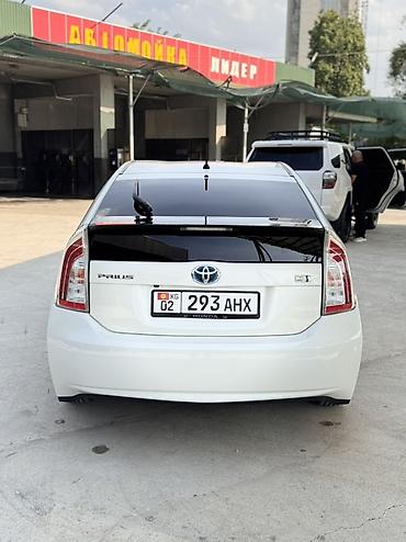 jac k7: Toyota Prius: 2015 г., Гибрид, Хэтчбэк — 3