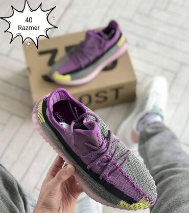 женские кроссовки adidas yeezy: Adidas, Ölçü: 40, Yeni