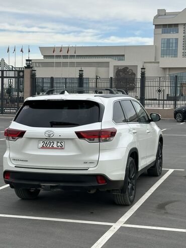 Toyota: Toyota Highlander: 2019 г., 3.5 л, Автомат, Бензин, Кроссовер — 6