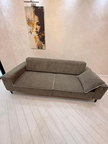 divan 2 ci el: Divan, çox az istifadə olunub (evdə təxminən 4-5 ay yaşayış olub) — 1
