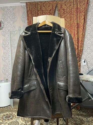 52 размер мужской одежды: Куртка 6XL (EU 52), цвет - Черный