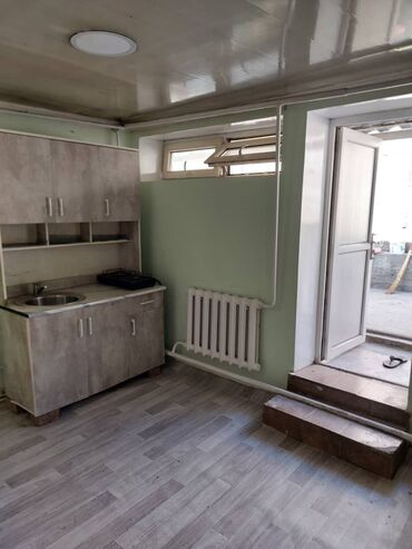 Долгосрочная аренда домов: 30 м², 3 комнаты