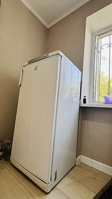 indesit: Однокамерный холодильник Indesit (компактный, без морозильной камеры — 6