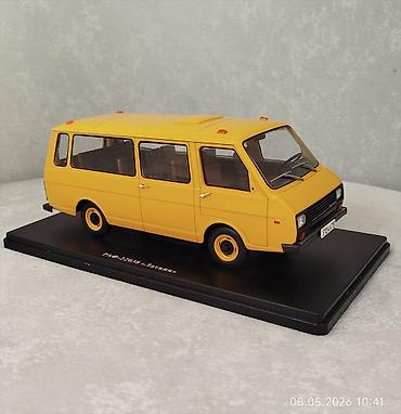 model 1: 2021 il, 1:24 — 8
