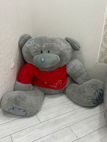 Avtokreslolar: Rəxşəndə🦋
Teddy 140 sm . Qiymət 50 manat. Ünvan Xətai (0115)