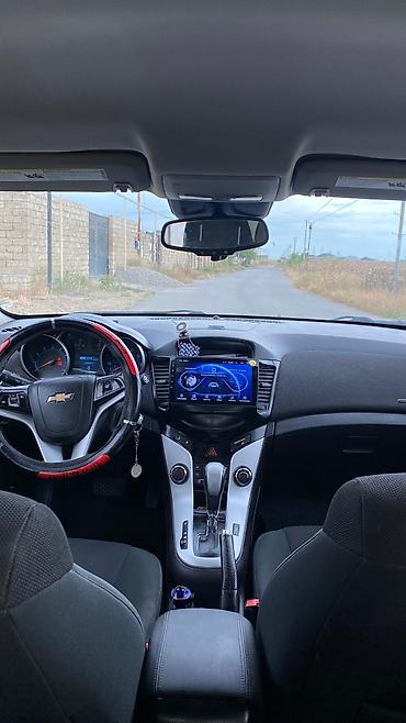 Chevrolet: Chevrolet Cruze: 1.4 l | 2014 il 250250 km Sedan — 7