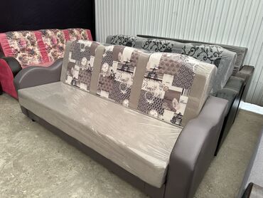 Прямые диваны: Прямой диван, Трехместный — 9