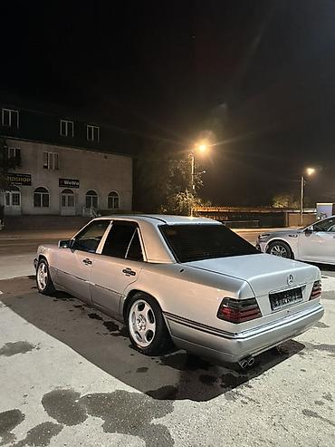 обмен на манипулятор: Mercedes-Benz W124: 1994 г., 3.2 л, Механика, Бензин, Седан — 2
