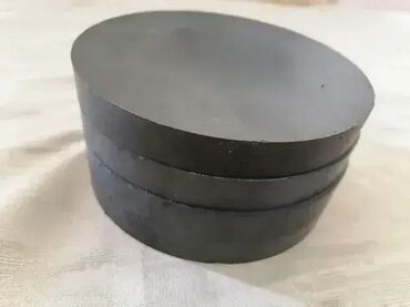 Ostali pribor i dodaci za alate: -Cena magneta je po komadu i u milimetrima . -Magneti kod mene su — 6