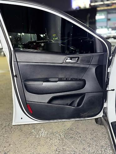 Kia: Kia Sportage: 2018 г., Автомат, Дизель, Внедорожник — 18