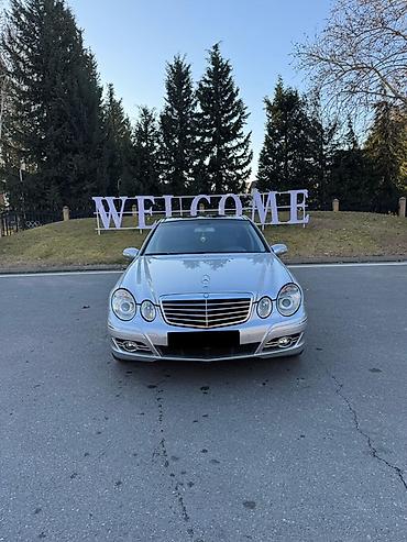 ambians isiq: Mercedes-Benz E 240: 2.6 l | 2003 il Sedan — 1